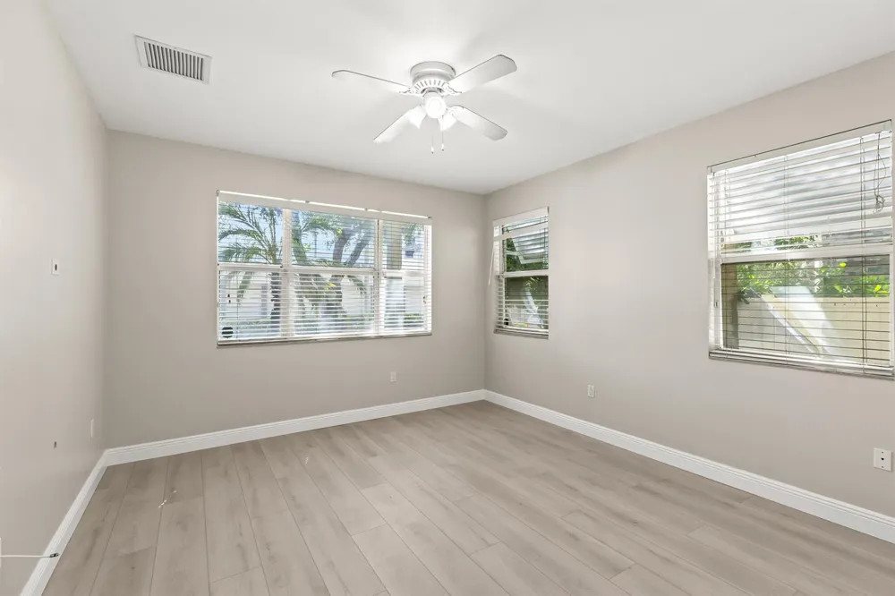 29 NE 24TH AVENUE #29 Pompano Beach, FL 33062