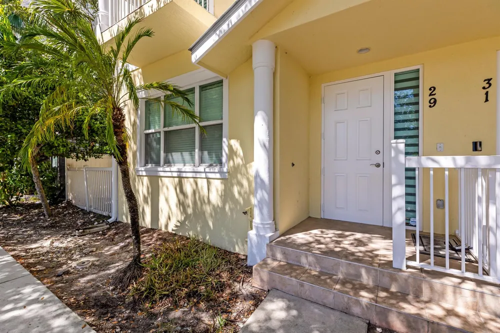 29 NE 24TH AVENUE #29 Pompano Beach, FL 33062
