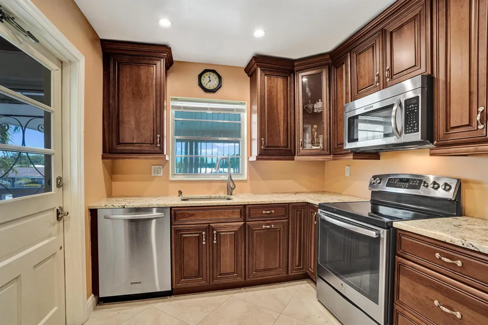 2121 NE 68TH STREET #202 Fort Lauderdale, FL 33308