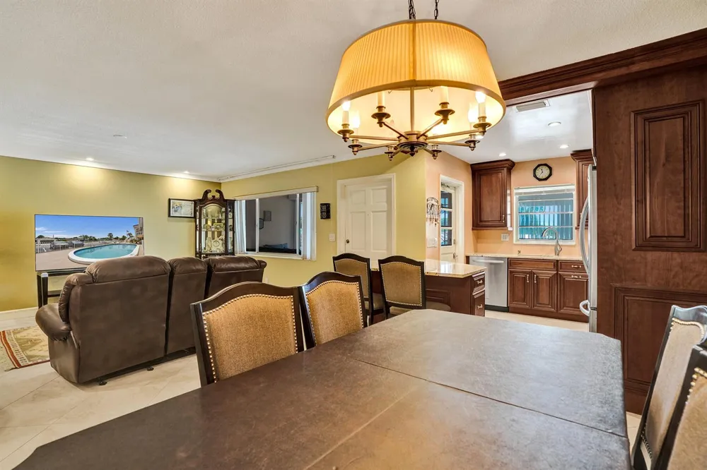 2121 NE 68TH STREET #202 Fort Lauderdale, FL 33308