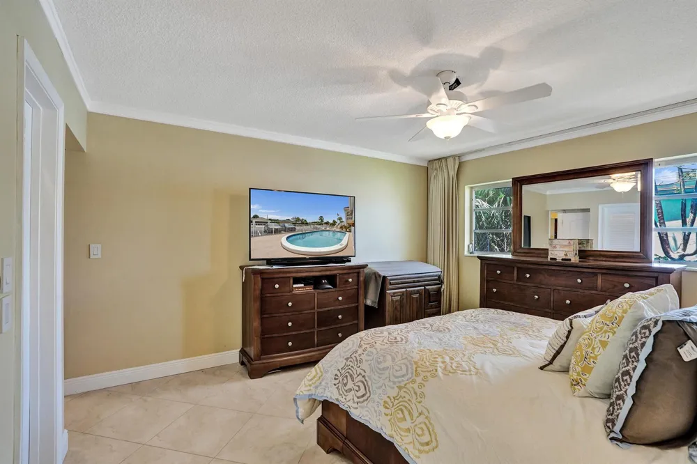 2121 NE 68TH STREET #202 Fort Lauderdale, FL 33308