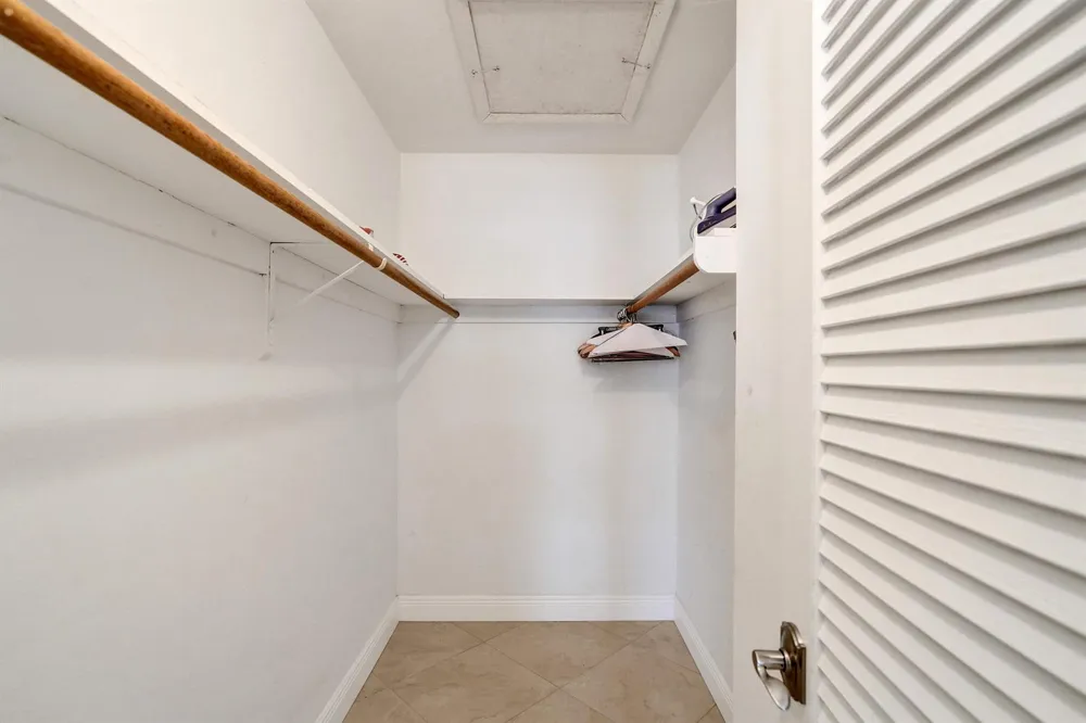 2121 NE 68TH STREET #202 Fort Lauderdale, FL 33308