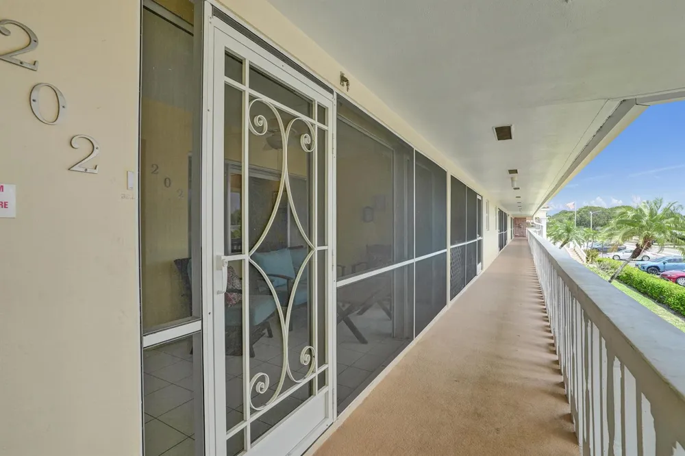 2121 NE 68TH STREET #202 Fort Lauderdale, FL 33308