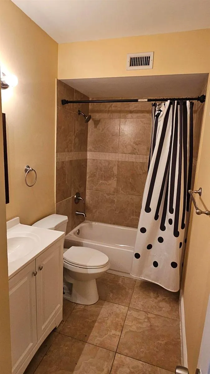 4621 NW 88th Avenue #4621 Sunrise, FL 33351