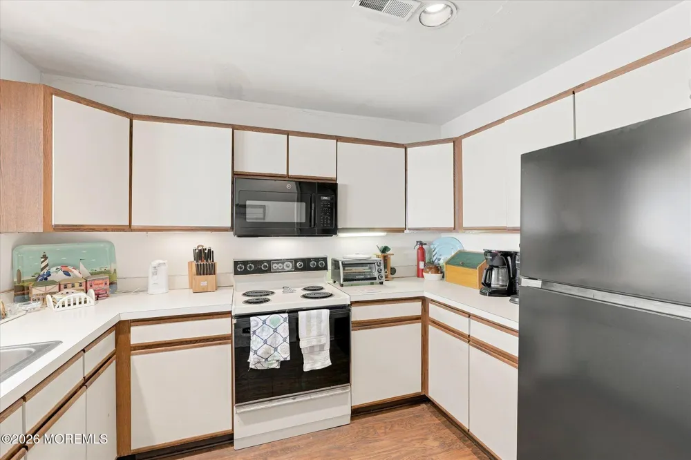 310 Southwest Avenue #E1 Beach Haven, NJ 08008