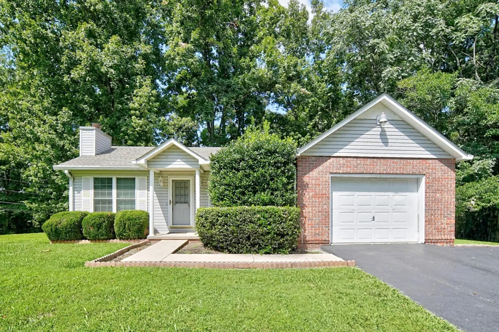1669 Boone Drive Cookeville, TN 38506
