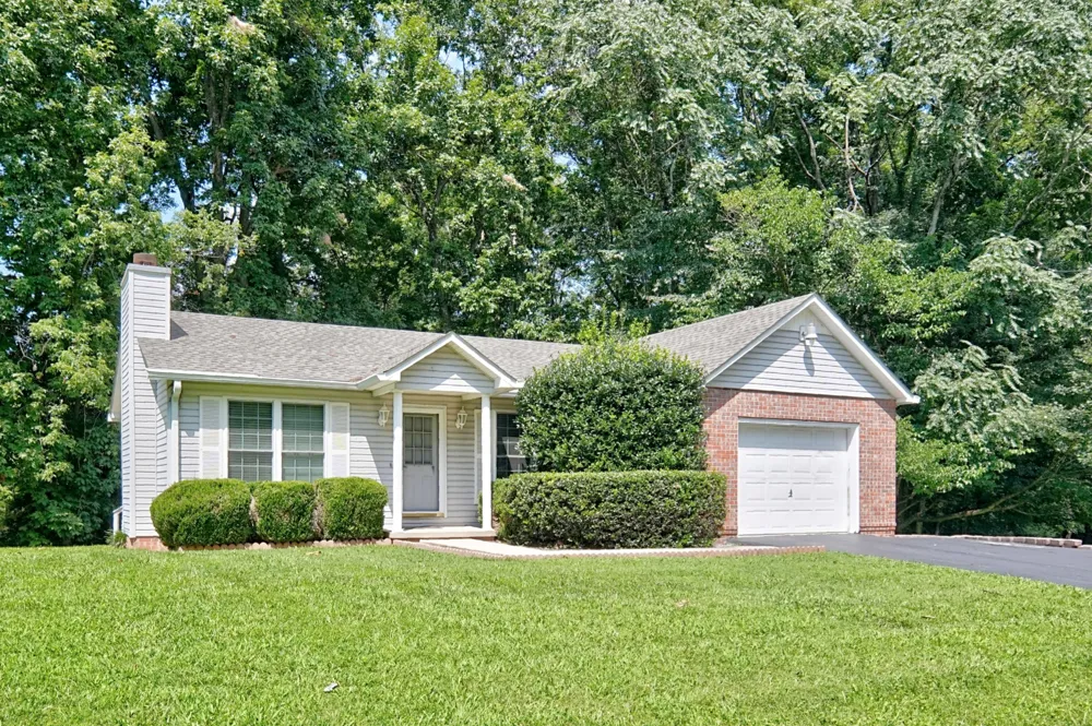 1669 Boone Drive Cookeville, TN 38506
