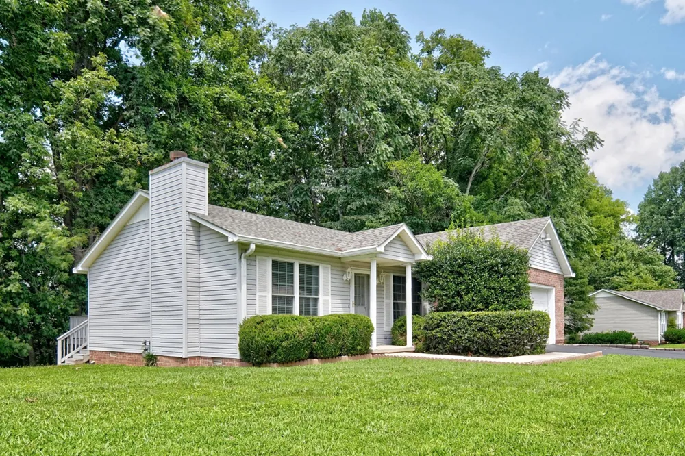 1669 Boone Drive Cookeville, TN 38506