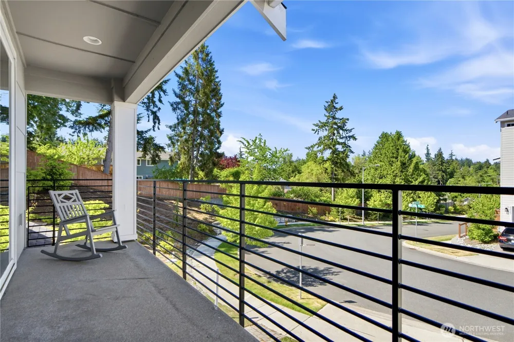 22615 69th Place W Mountlake Terrace, WA 98043