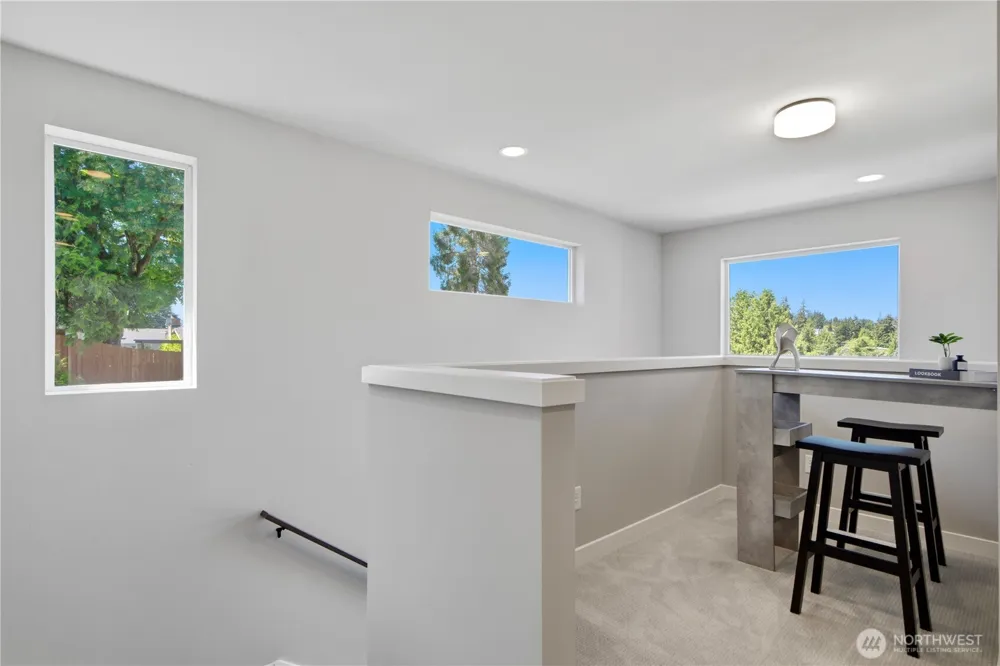 22615 69th Place W Mountlake Terrace, WA 98043