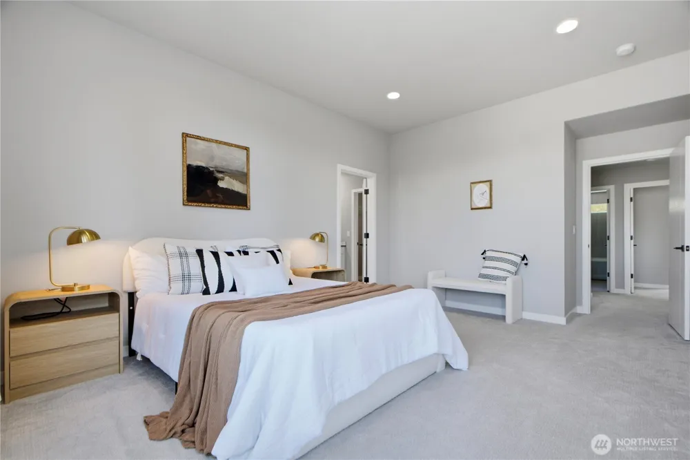 22615 69th Place W Mountlake Terrace, WA 98043