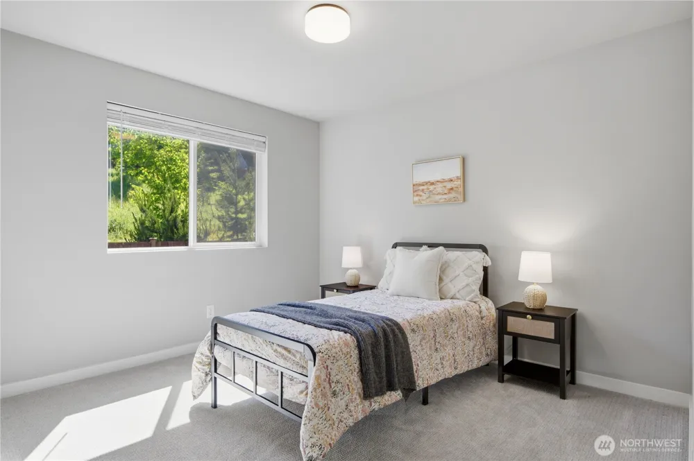 22615 69th Place W Mountlake Terrace, WA 98043