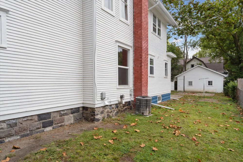901 W Franklin Street Jackson City, MI 49203