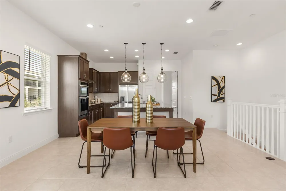 9892 BUCKLOW HILL DRIVE Orlando, FL 32832