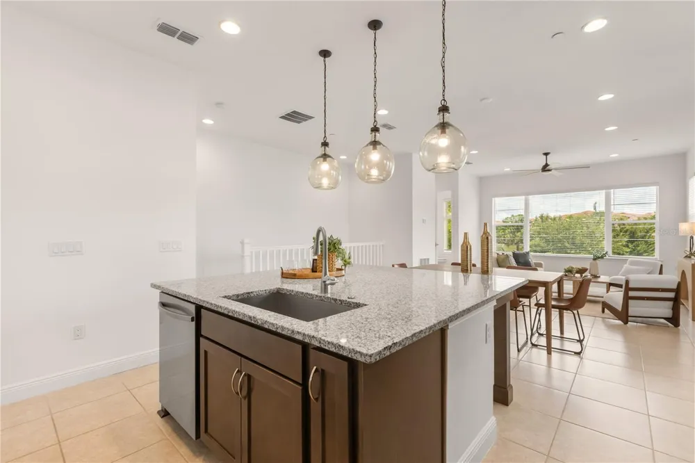 9892 BUCKLOW HILL DRIVE Orlando, FL 32832