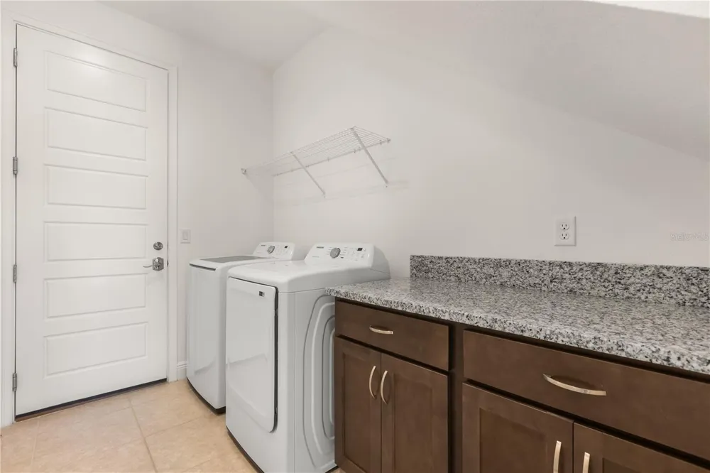 9892 BUCKLOW HILL DRIVE Orlando, FL 32832