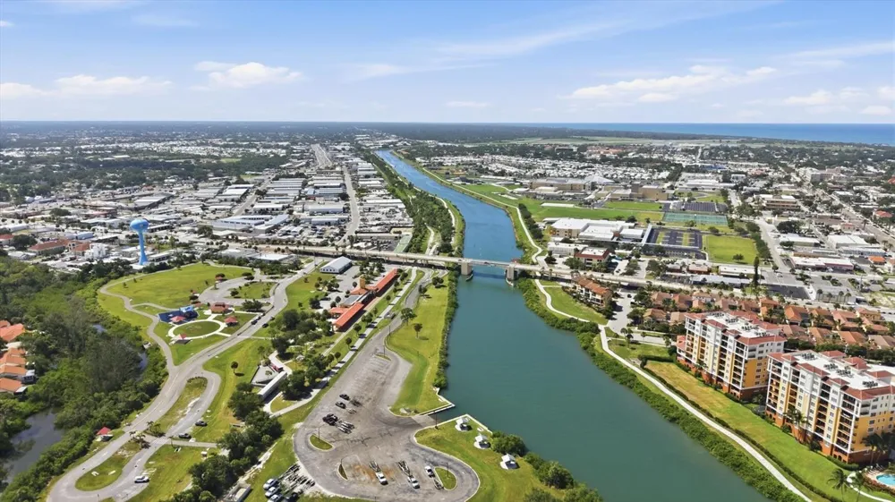 255 THE ESPLANADE #707 Venice, FL 34285