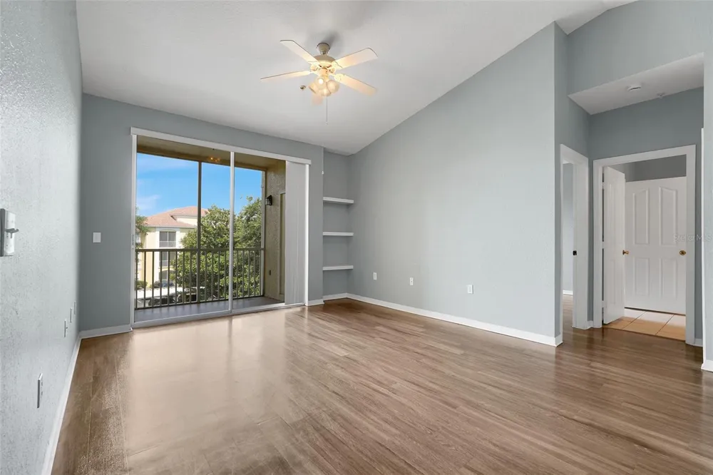 1150 LAKE SHADOW CIRCLE #3305 Maitland, FL 32751