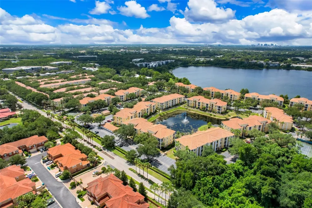 1150 LAKE SHADOW CIRCLE #3305 Maitland, FL 32751