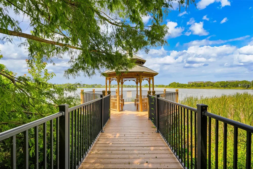 1150 LAKE SHADOW CIRCLE #3305 Maitland, FL 32751