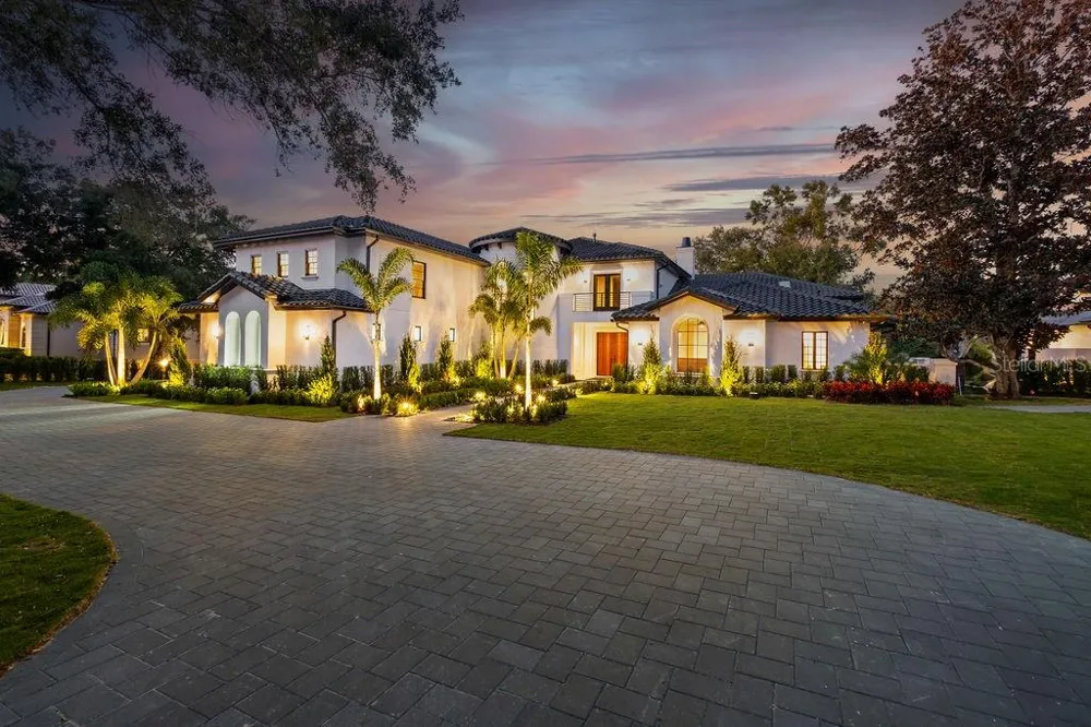9725 CHESTNUT RIDGE DRIVE Windermere, FL 34786