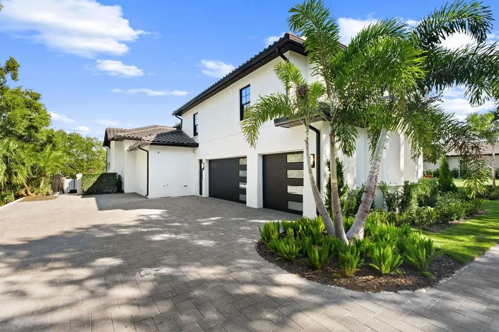 9725 CHESTNUT RIDGE DRIVE Windermere, FL 34786