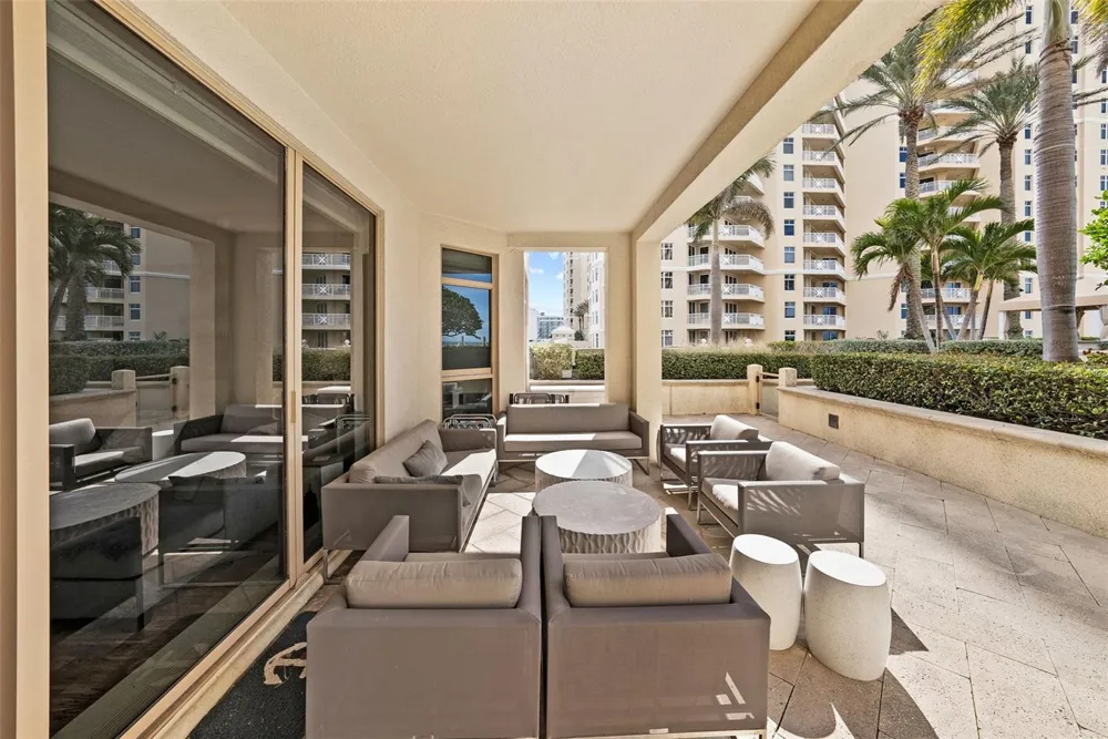 470 MANDALAY AVENUE #303 Clearwater, FL 33767