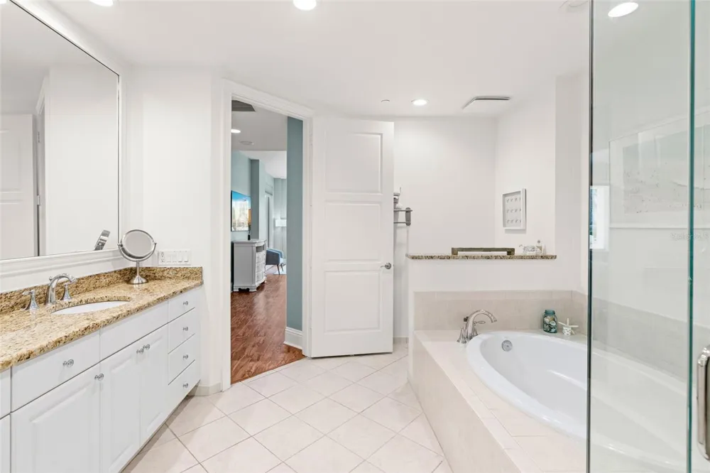 470 MANDALAY AVENUE #303 Clearwater, FL 33767