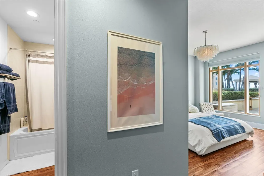 470 MANDALAY AVENUE #303 Clearwater, FL 33767
