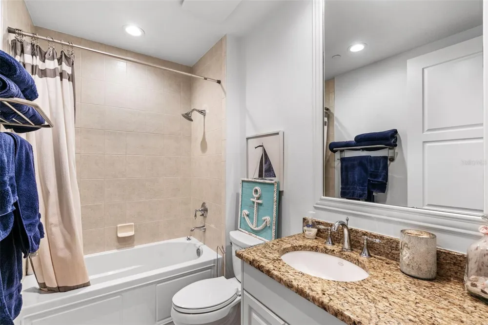 470 MANDALAY AVENUE #303 Clearwater, FL 33767