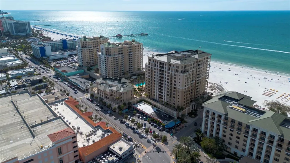 470 MANDALAY AVENUE #303 Clearwater, FL 33767