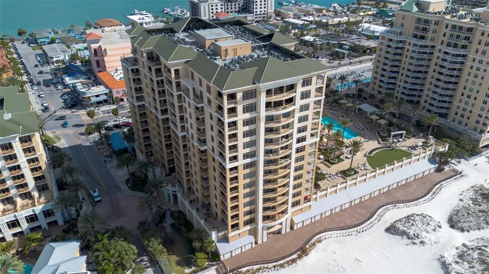 470 MANDALAY AVENUE #303 Clearwater, FL 33767