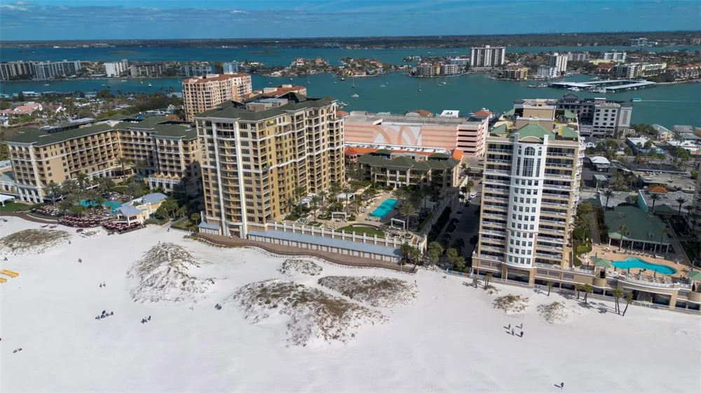 470 MANDALAY AVENUE #303 Clearwater, FL 33767