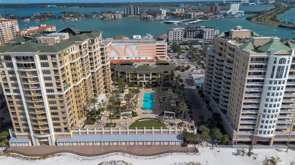 470 MANDALAY AVENUE #303 Clearwater, FL 33767