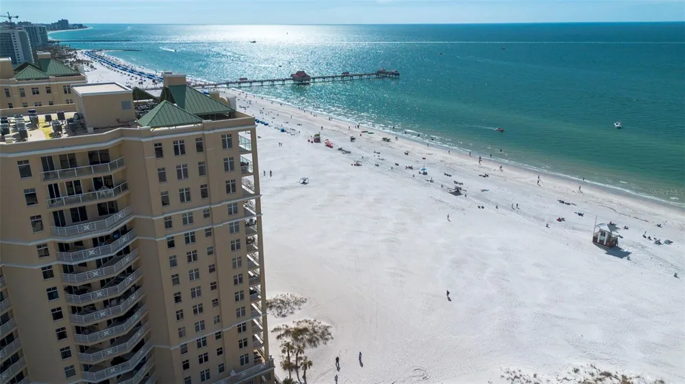 470 MANDALAY AVENUE #303 Clearwater, FL 33767