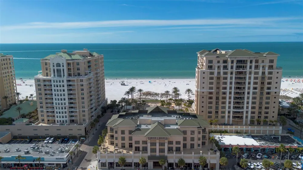 470 MANDALAY AVENUE #303 Clearwater, FL 33767