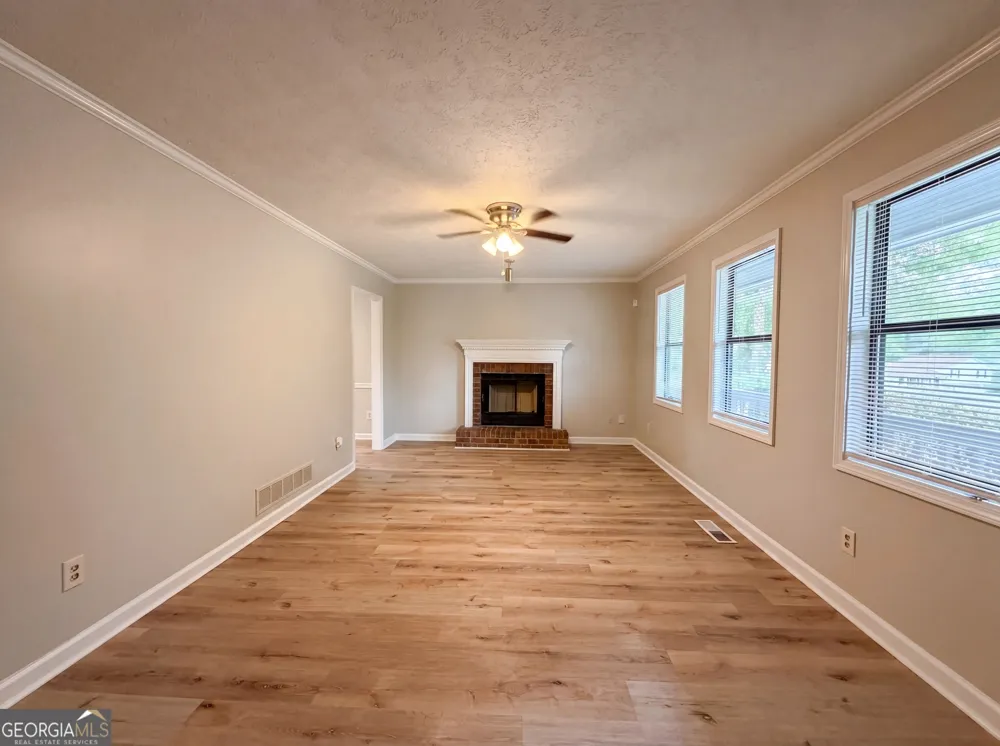 3193 Pinto DR Powder Springs, GA 30127