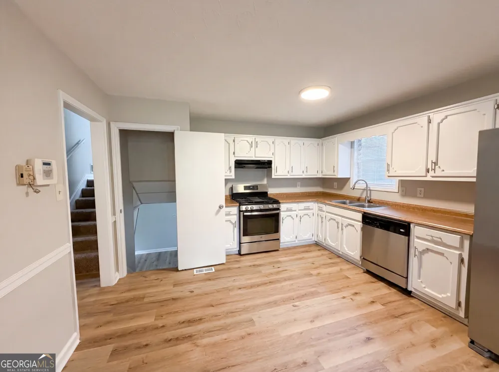 3193 Pinto DR Powder Springs, GA 30127