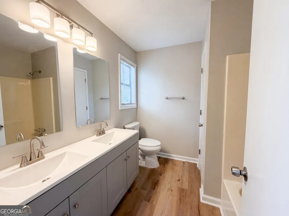 3193 Pinto DR Powder Springs, GA 30127
