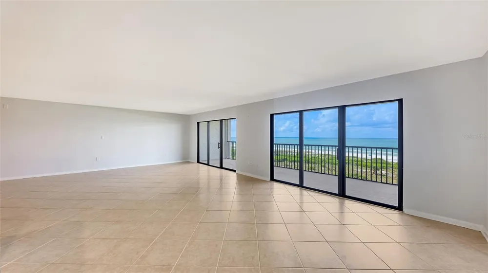 420 BEACH ROAD #706 Sarasota, FL 34242