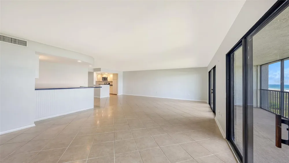 420 BEACH ROAD #706 Sarasota, FL 34242