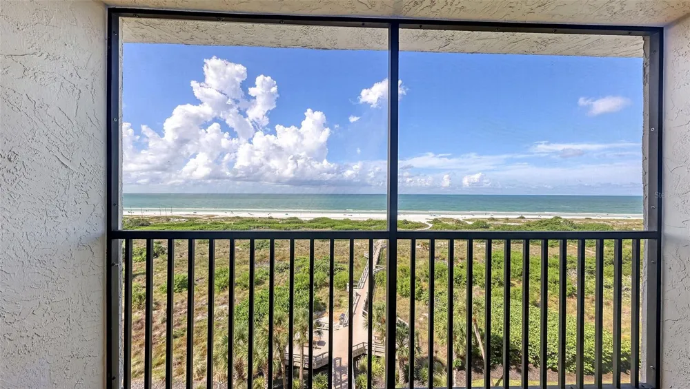 420 BEACH ROAD #706 Sarasota, FL 34242