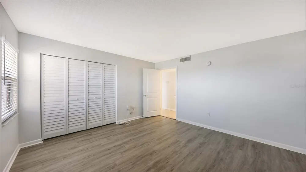 420 BEACH ROAD #706 Sarasota, FL 34242