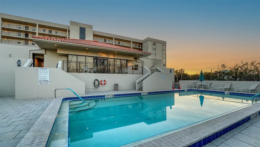 420 BEACH ROAD #706 Sarasota, FL 34242