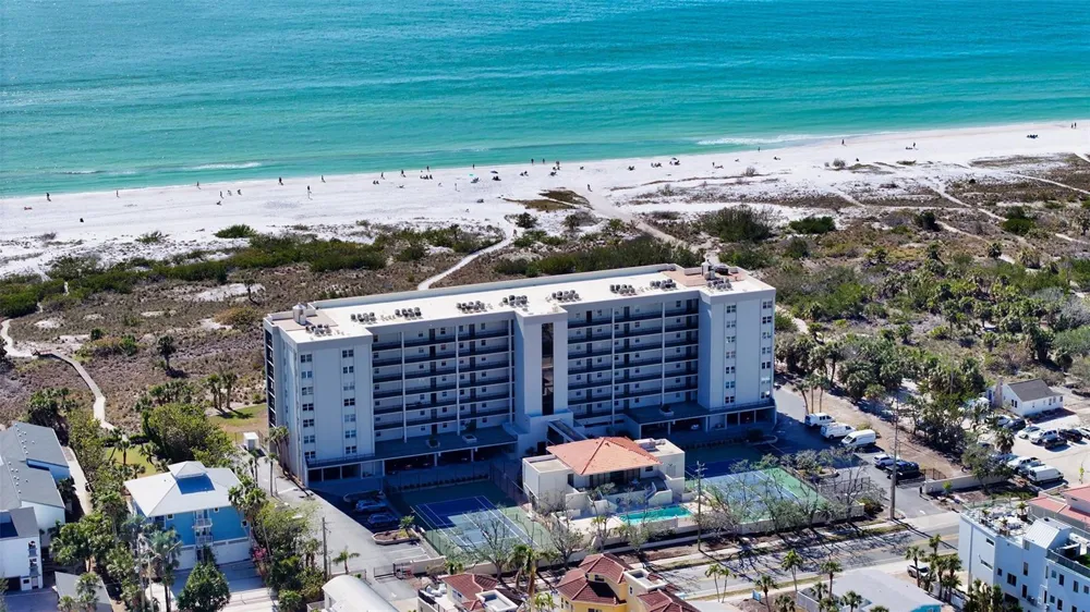 420 BEACH ROAD #706 Sarasota, FL 34242