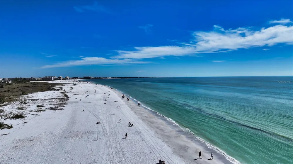 420 BEACH ROAD #706 Sarasota, FL 34242