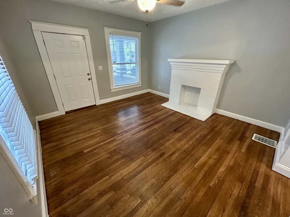 2821 New Jersey Street Indianapolis, IN 46205