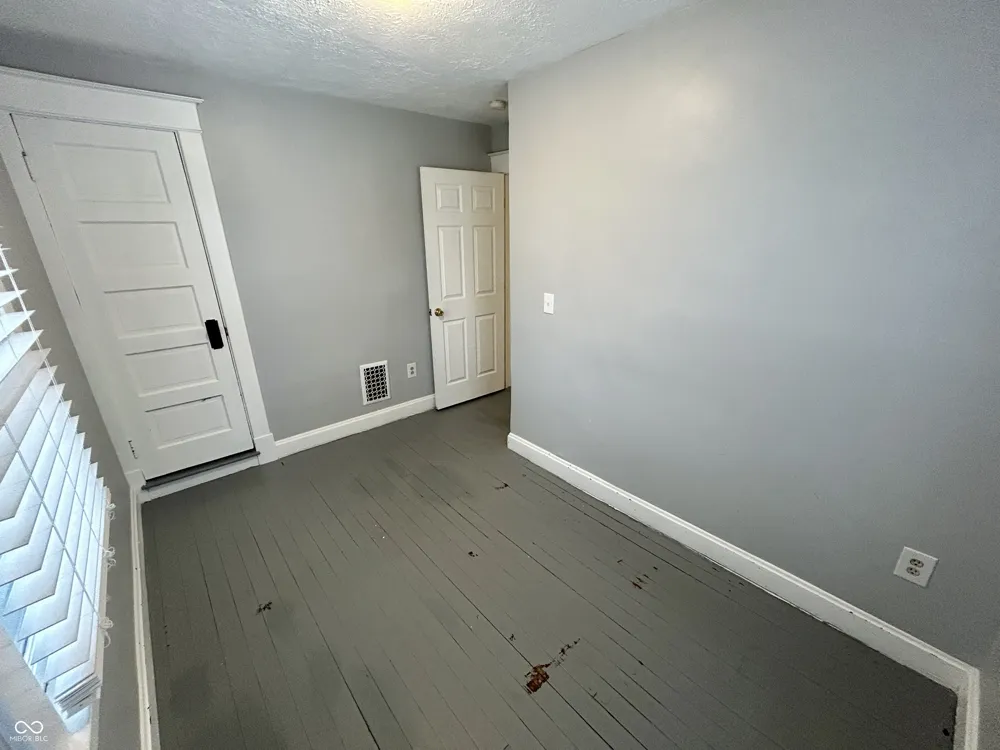 2821 New Jersey Street Indianapolis, IN 46205