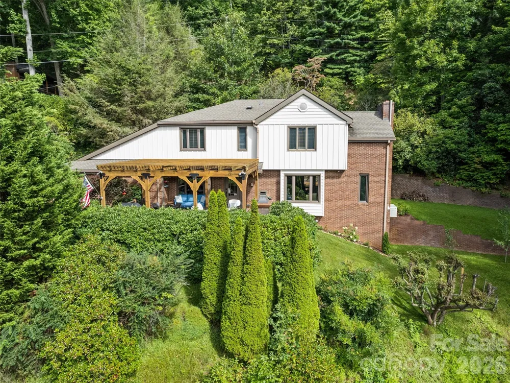 474 Scenic Circle Waynesville, NC 28786