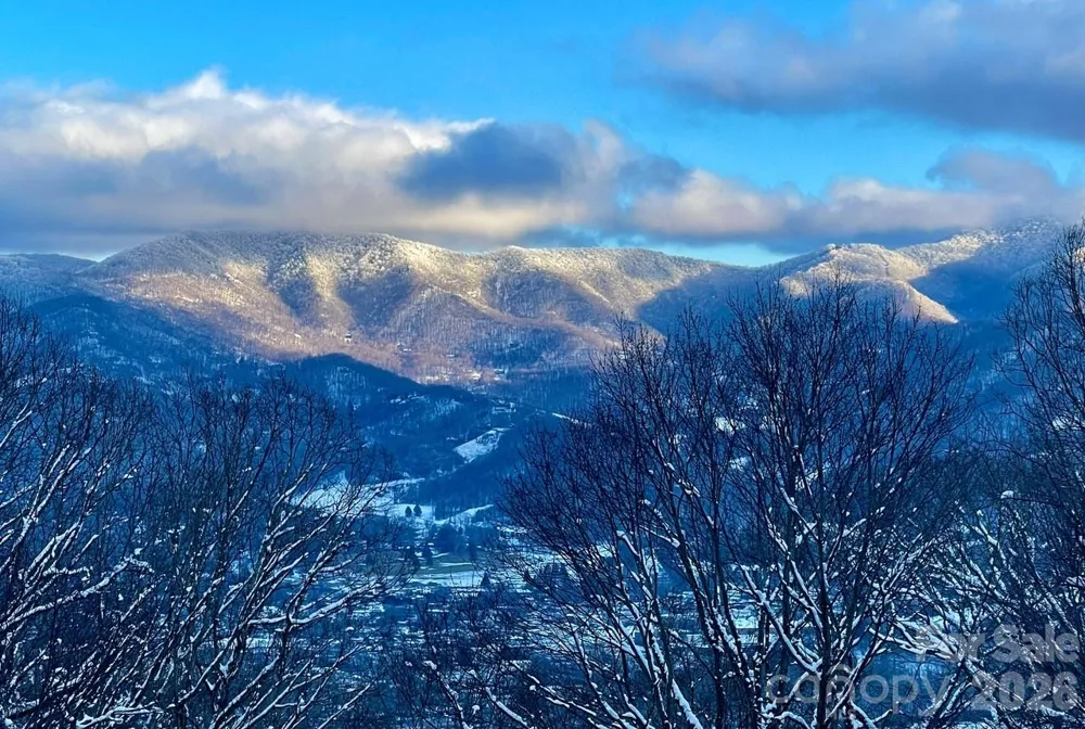 474 Scenic Circle Waynesville, NC 28786